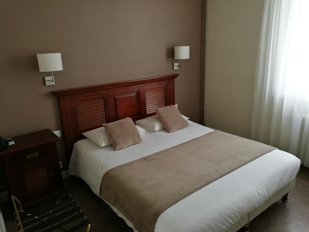 Cit'Hotel L'Europe - Cholet Gare מראה חיצוני תמונה